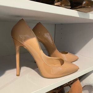 1 HR SALE! Tony Bianco patent leather nude pumps